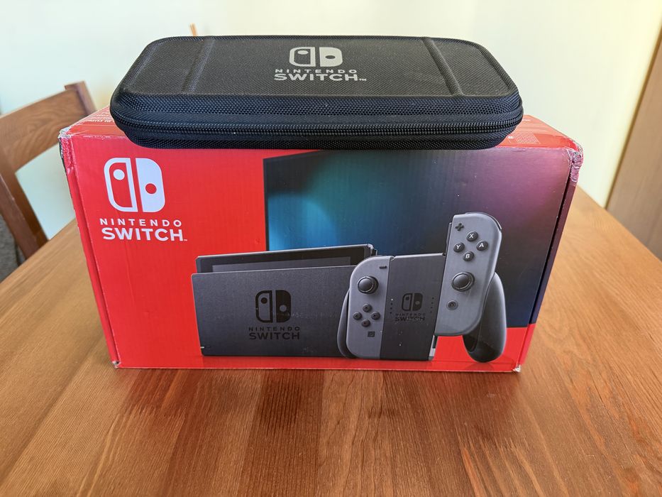 Nintendo Switch V2 + pudełko + dock + etui | komplet