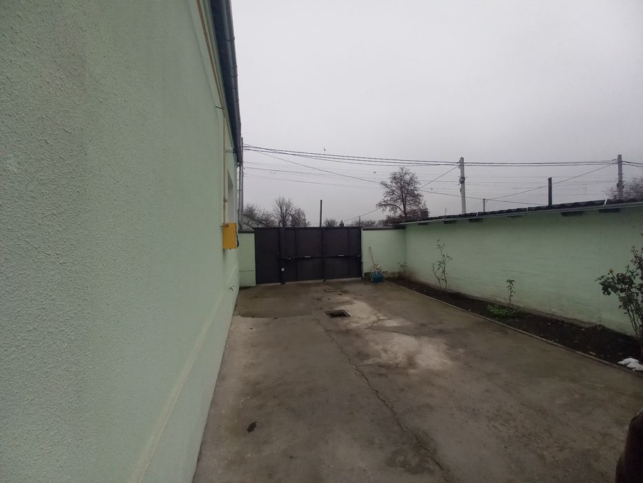 Продам 2х квартиру. Озерная Балка.71м.ремонт.