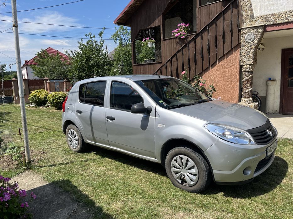 Renault Sandero 2010