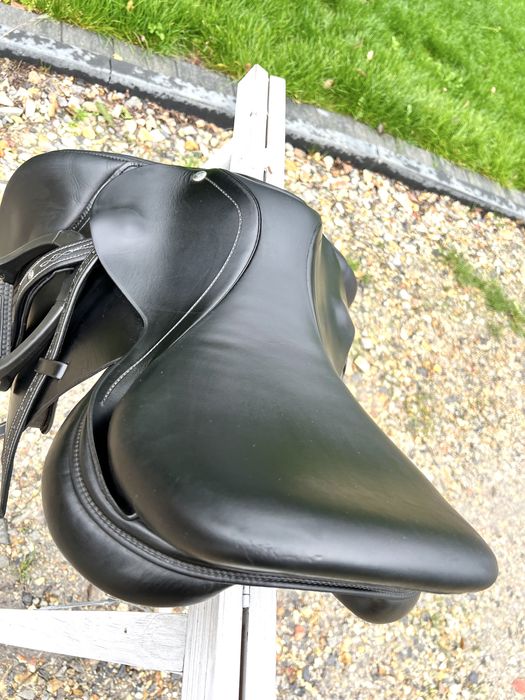 Siodło 16 M skokowe Vicky Daw Mag exclusive 16/32 młodzieżowe