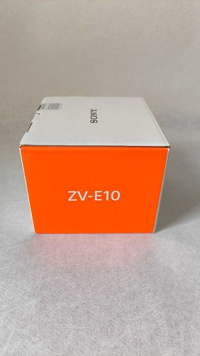 Фотоапарат Sony ZV-E10 kit (16-50mm) Black,  Новий !