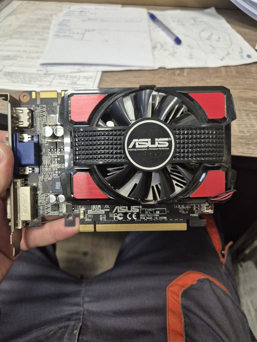Видиокарта GeForce GTS 450