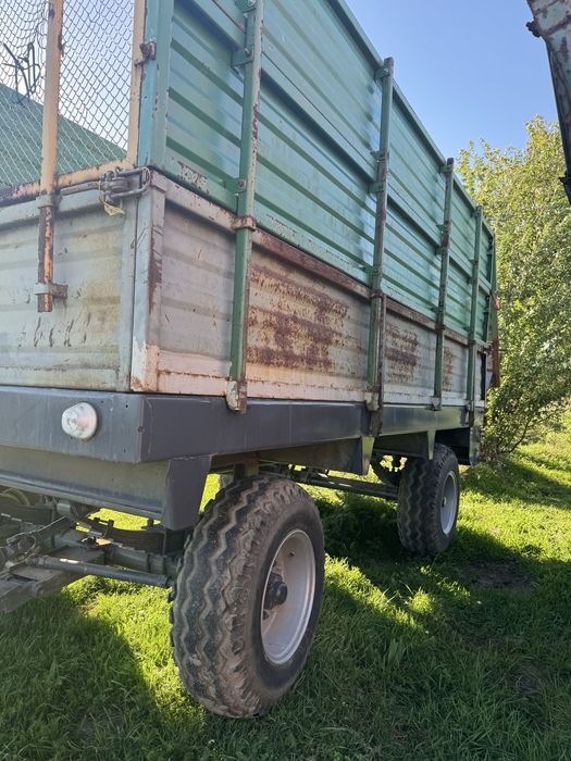 Rozrzutnik dwuosiowy z nadstawkami do kukurydzy