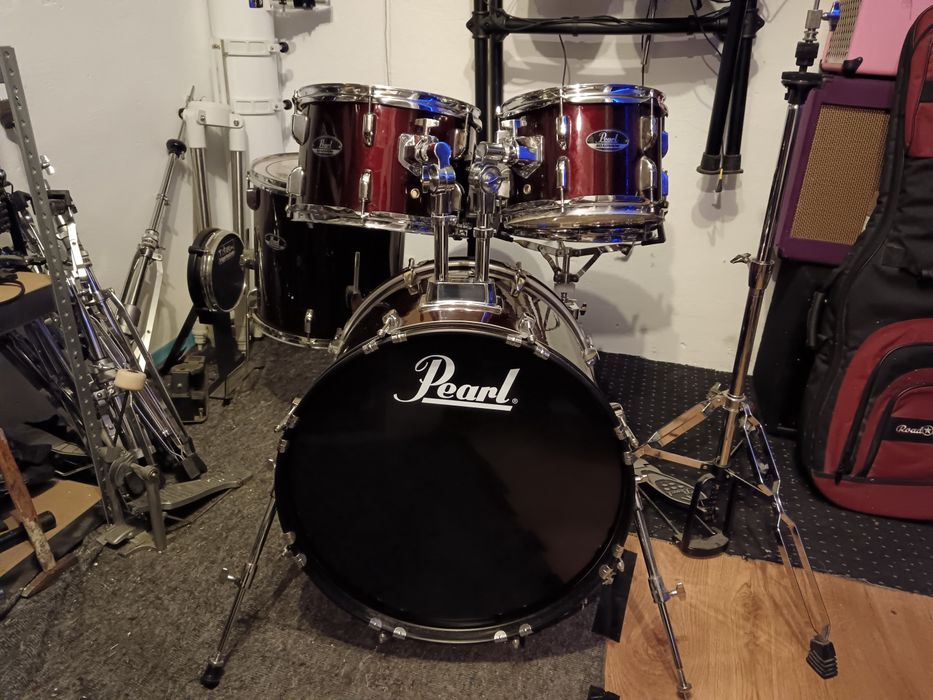 Pearl Roadshow Studio