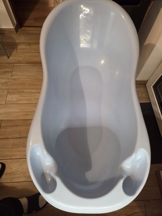 Wanienka że stelażem