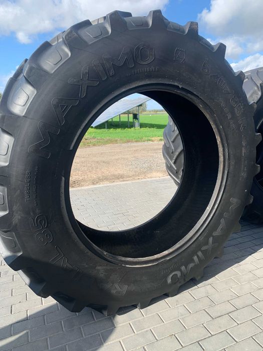 520/85R42 Maximo 85 JM331