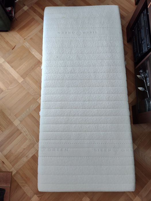 Materac piankowy sprężynowy