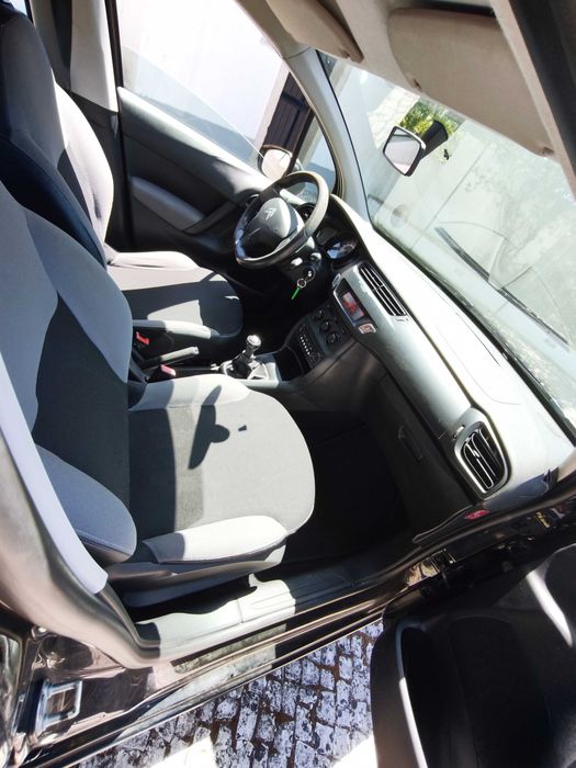 Citroen C3 1.4 .