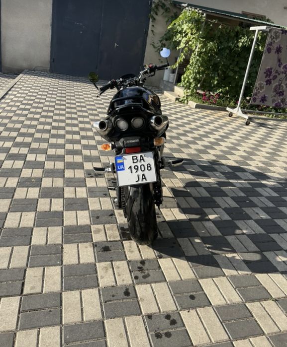 Suzuki GSR 400 2010