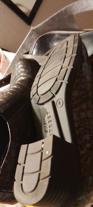 Buty na obcasie skóra