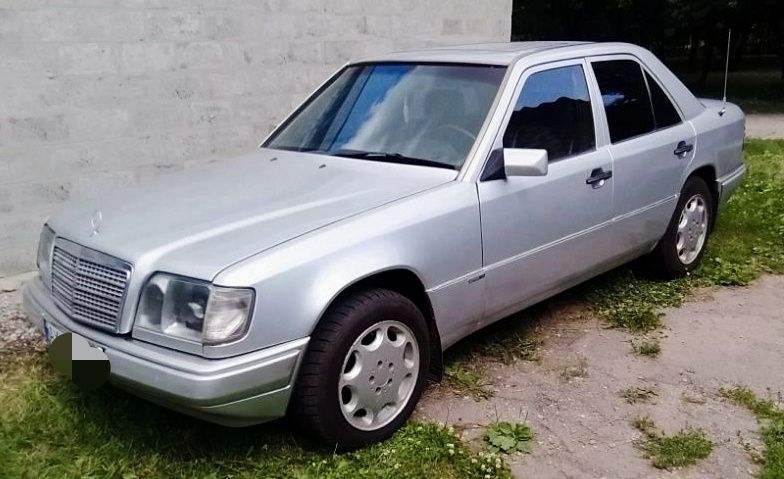 Мерседес 124 М102/2.3