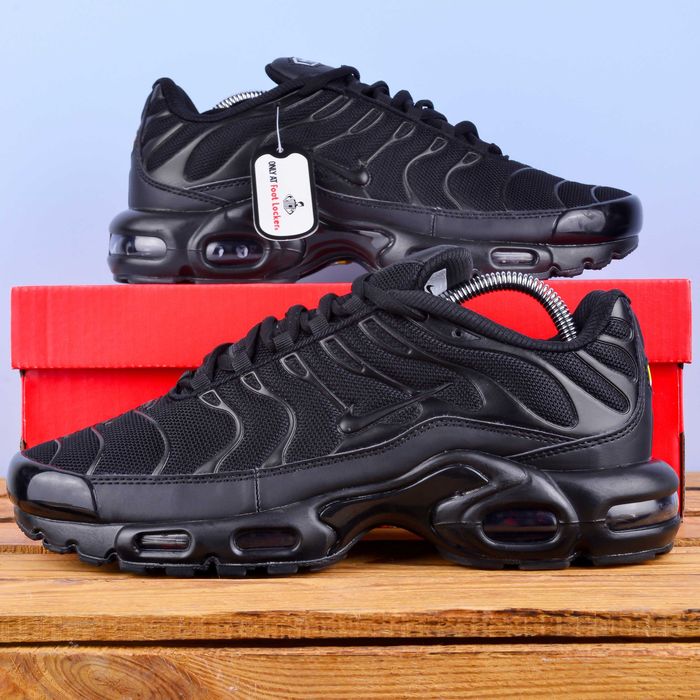 (1969) Кросівки Nike Air Max TN Plus чорні з чорним лого (36-46)