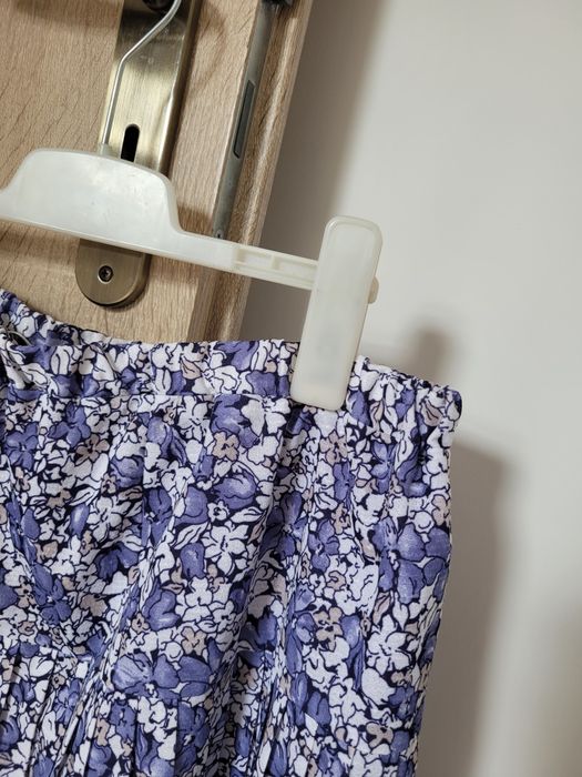 Garsonka ze spódnicą niebieskie kwiaty XXL