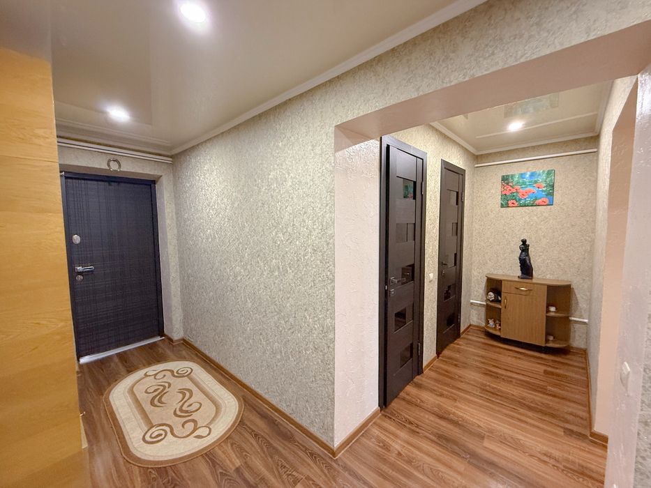 Крута 3-к квартира з АВТОНОМКОЮ,гаражем та коміркою!Київська‼️