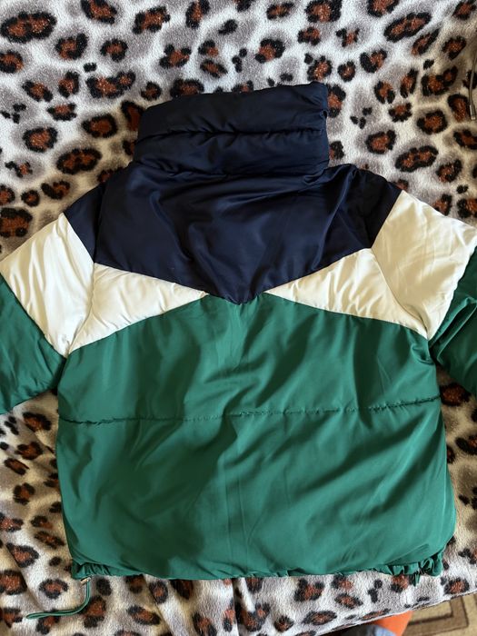 Куртка жіноча Bershka