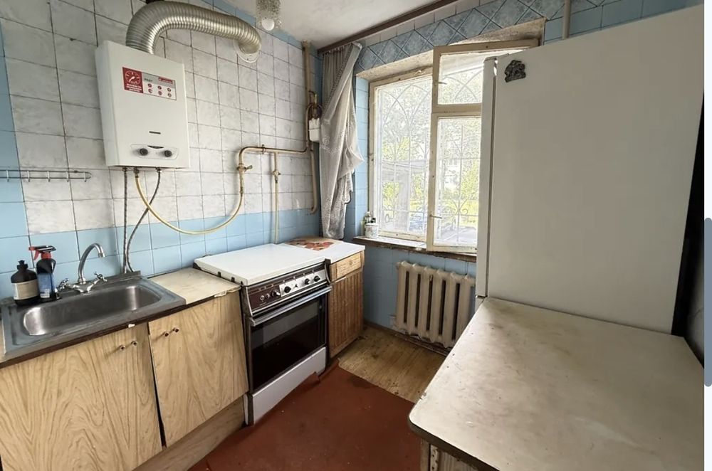 Продаж 2 кім квартири Юності