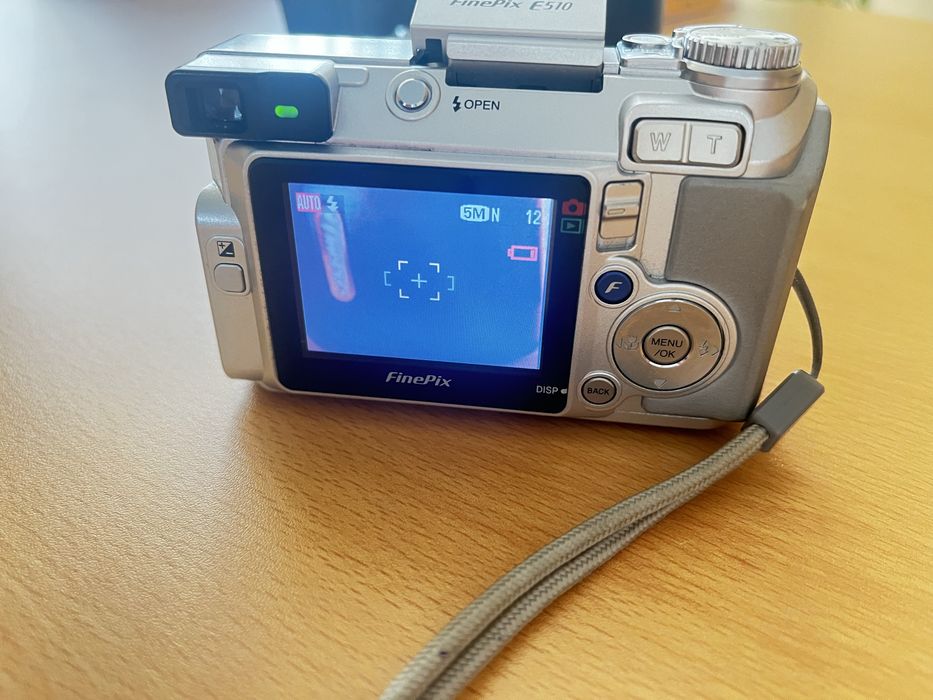 Camara Digital Fujifilm FinePix E510
