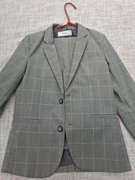 Garnitur Reserved 140 cm