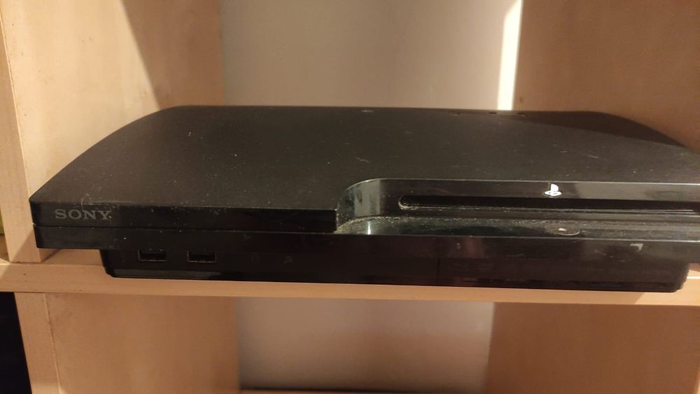 Pylaystation 3 pouco uso