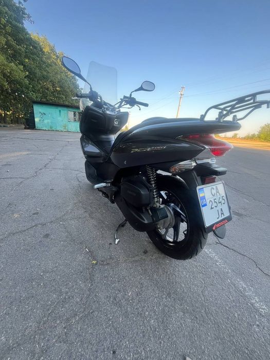 Honda pcx 150 максі скутер