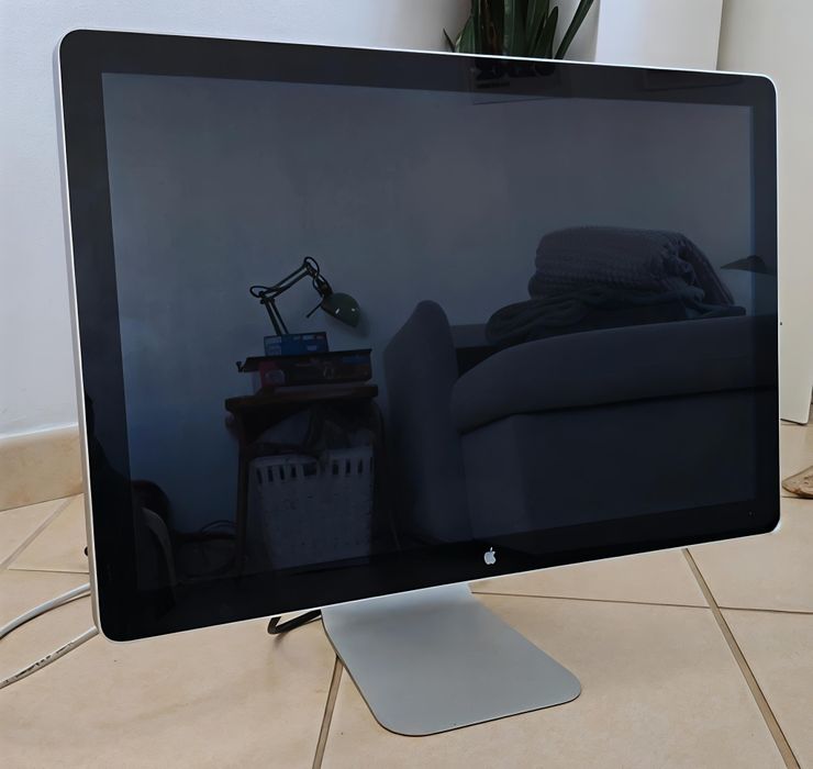 Monitor Apple A1267