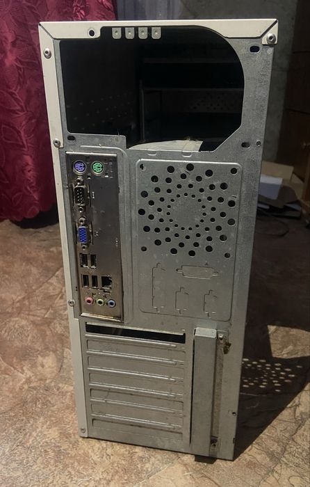 Системний блок