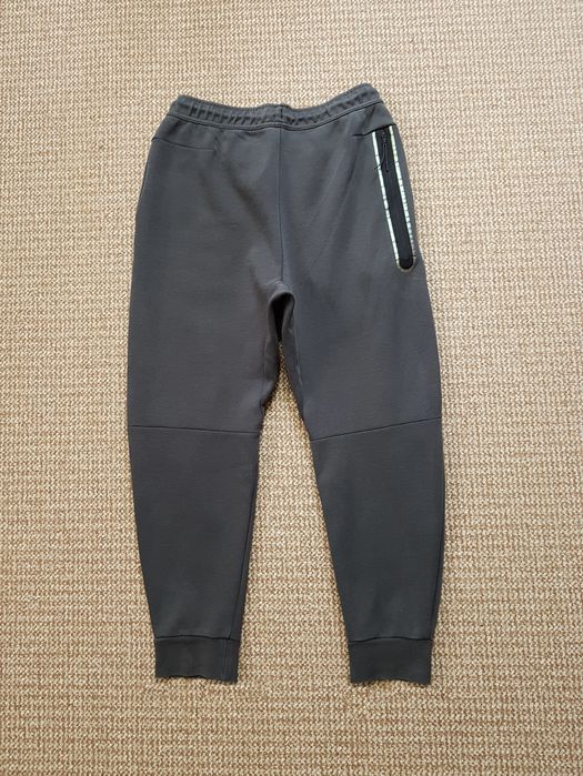 Nike Tech Fleece Reflective Jogger штани джогери оригінал M