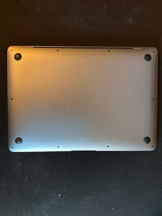 Macbook Air 13.3 M1 16 256