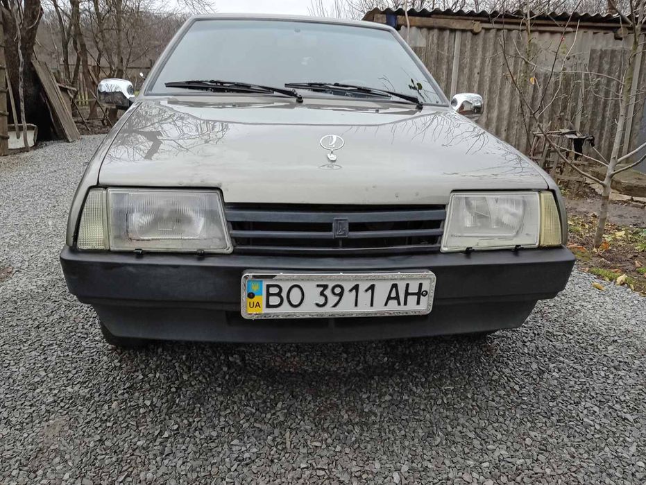 Продам ваз 21099 машина на ходу сів поїхав свіжа страховка