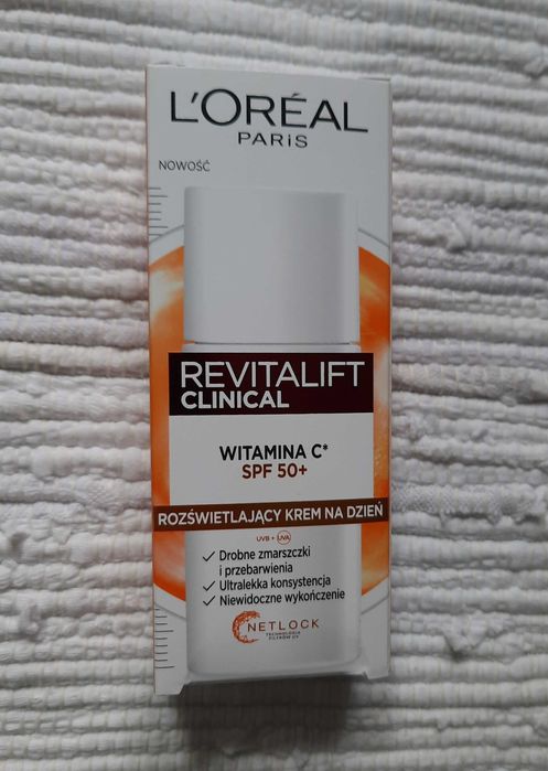 L’oreal Revitalift Clinical, Rozświetlający krem z witaminą C i SPF50+