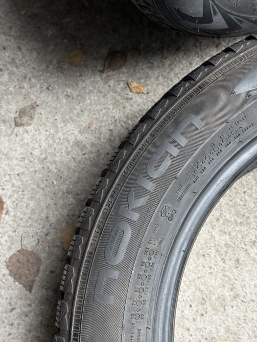 215/55/17 Nokian пара зима склад резина шини б/у