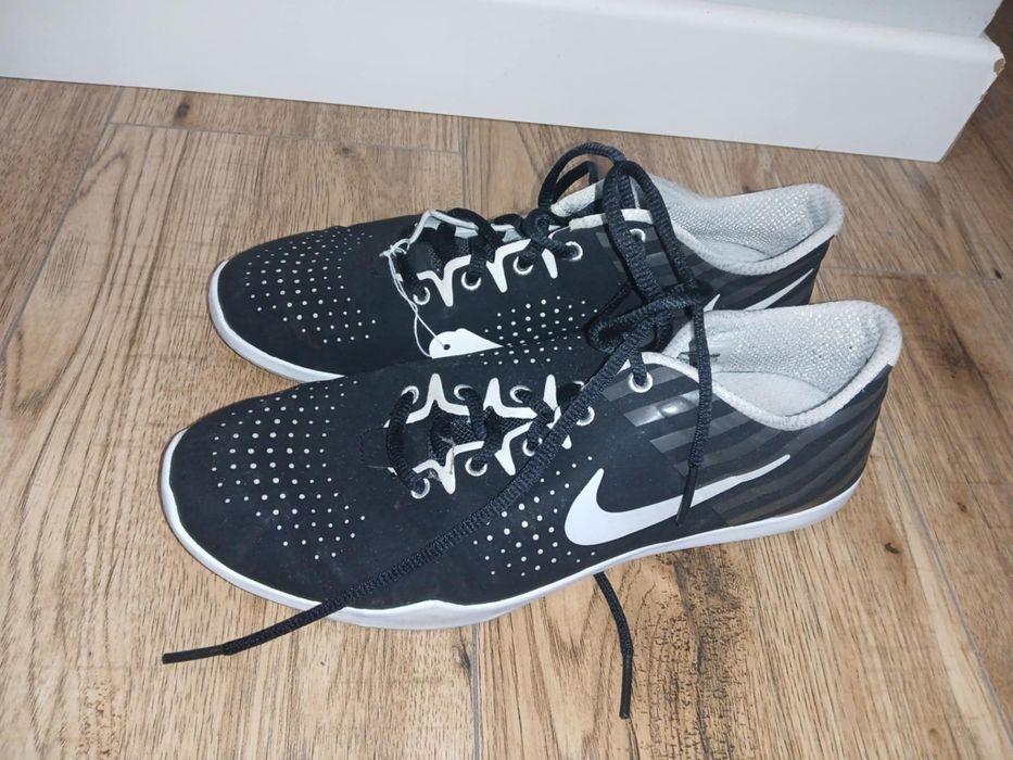 Buty sportowe nike