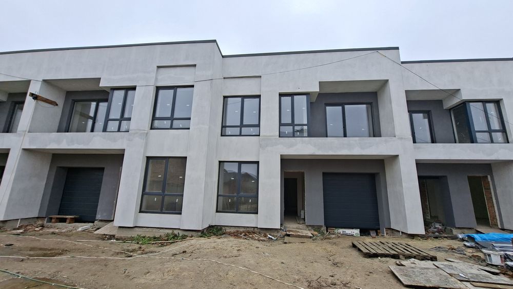 Продаж Таунхаус 145м². Ділянка 2сот. Готовий до ремонту. Комунікації