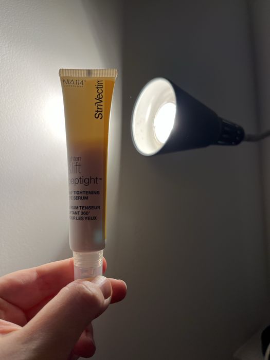 Strivectin Tighten & lift Peptight 360 serum ujędrniające pod oczy