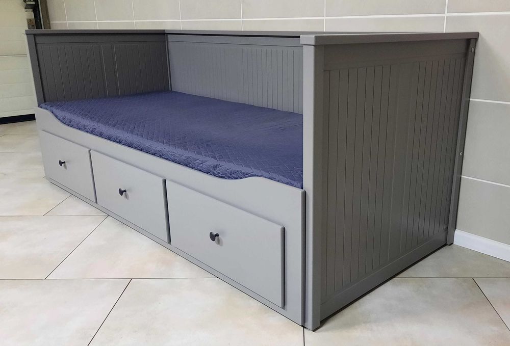 Łóżko leżanka IKEA HEMNES + 1 materac - BARDZO DOBRY STAN