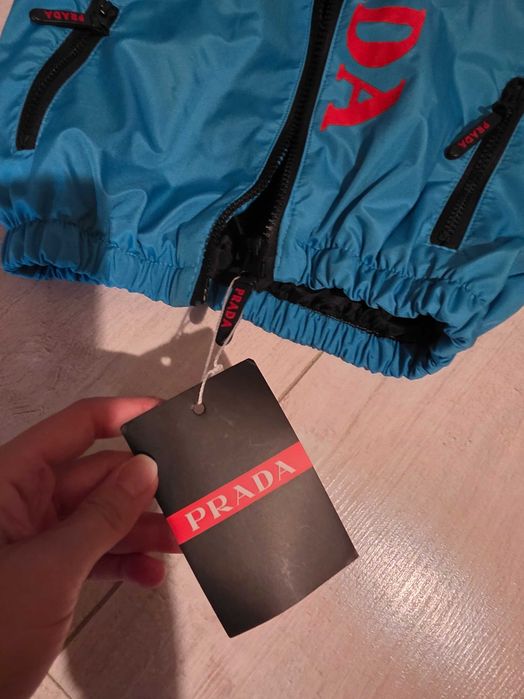 Kurtka wiatrówka prada 116