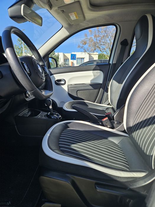 Twingo Z.E. 22 Intens