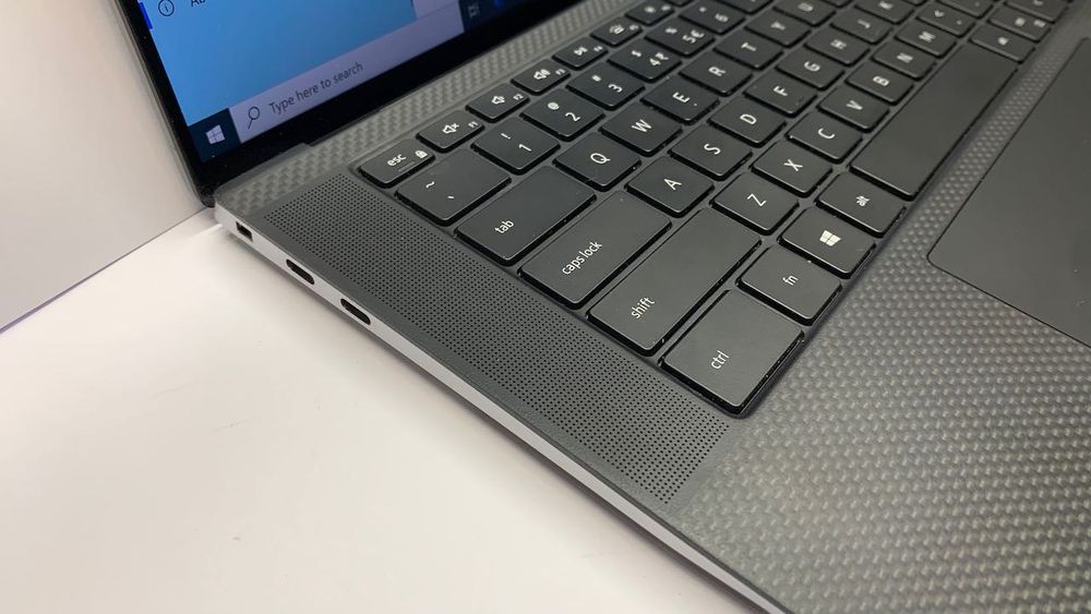 Dell Precision 5550 i7-10850H 2.7GHz 32/1000GB SSD W10 Pro LAPTOP