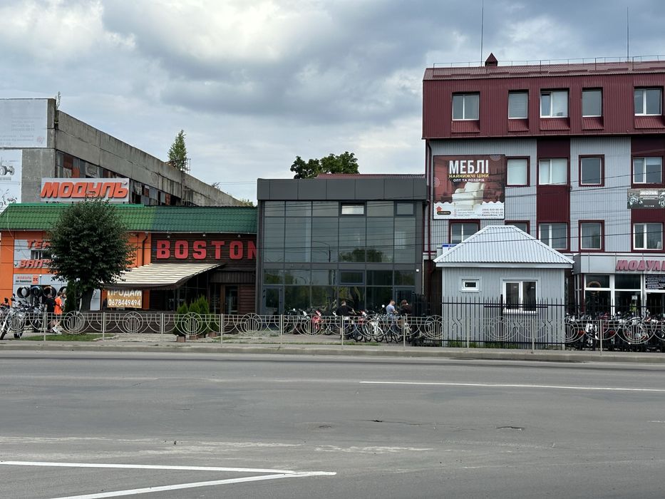 Оренда / продаж приміщення у центрі м. Сарни вул. Європейська