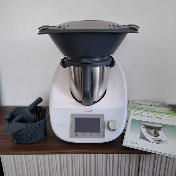 Thermomix TM5 z akcesoriami