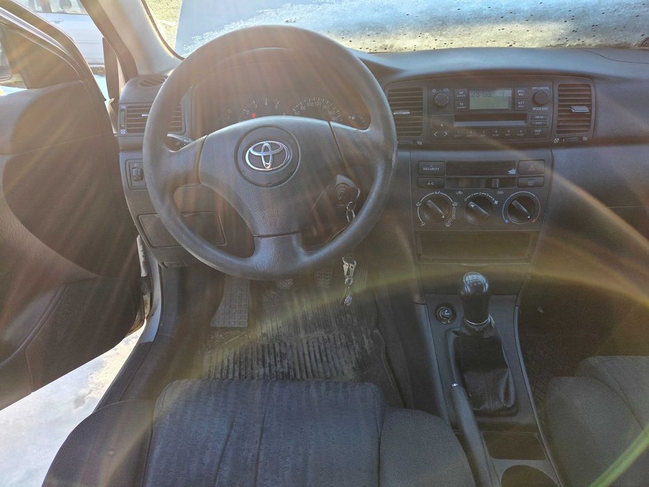 Toyota corolla e12 klimatyzacja sprawna jeżdżącą