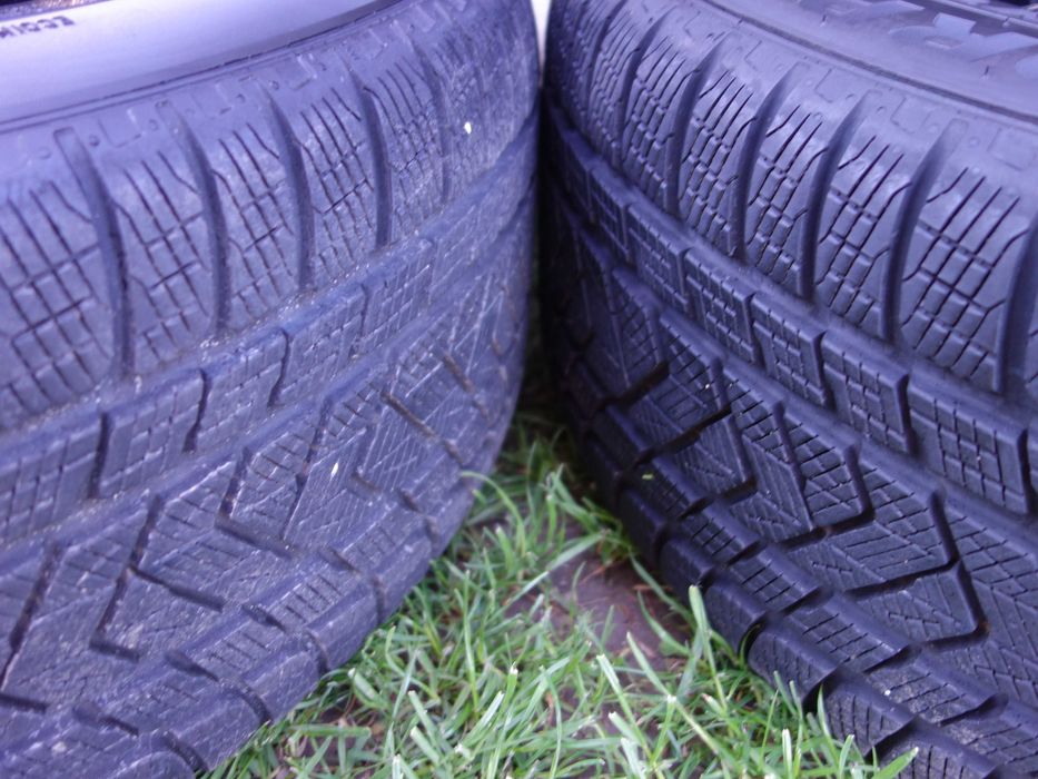 Koła AUDI SQ7 Q7 SQ8 Q8 21'' Czarne Zima Pirelli NOWE
