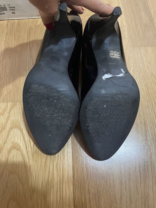 Sapatos tacão pretos