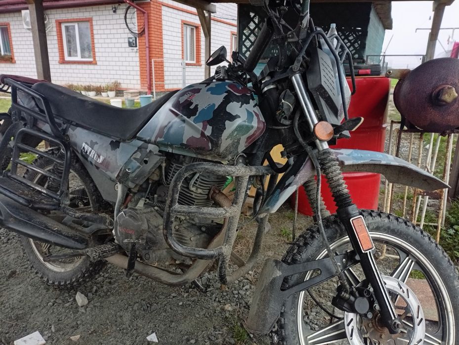 Продам мотоцикл Shineray 200