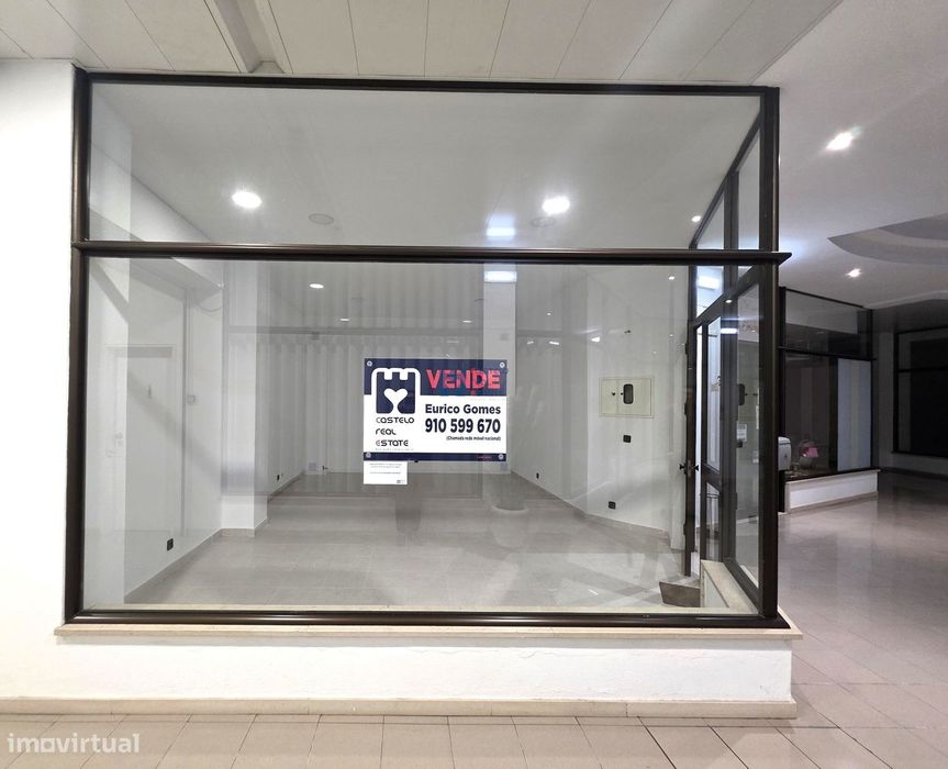 Duas lojas para comércio em Fátima.