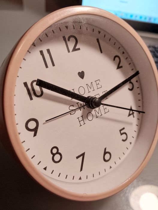 Relógio despertador NOVO!!	MARCA: Hôma