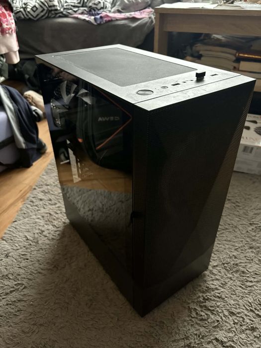 Komputer AMD Ryzen 5 9600X