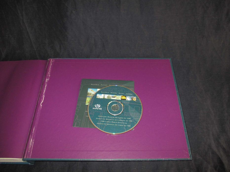 Livro Exposição Mundial de Lisboa de 1998 Relatório com CD