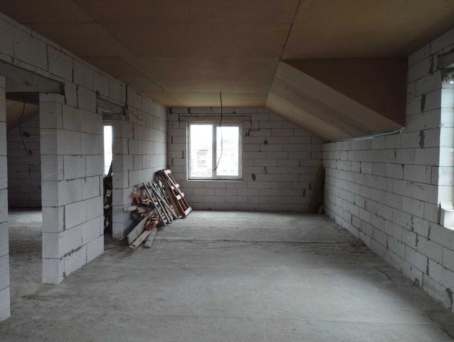 Продаю будинок на Таращанському масиві