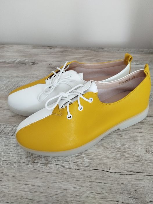 Нові кроси 39р...